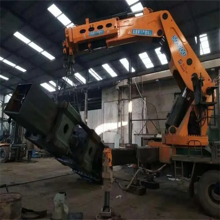 柳城折臂吊出租怎么收费