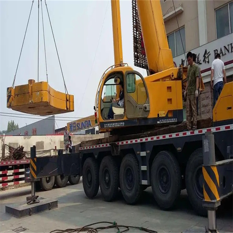 柳城当地吊车出租|机器吊装|75吨|工厂搬迁服务